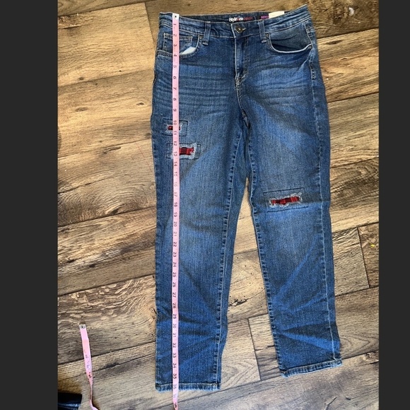 Blue Straight Leg Jeans Mid Rise Red Plaid Patches Women's Size 6 Style & Co - Picture 12 of 12